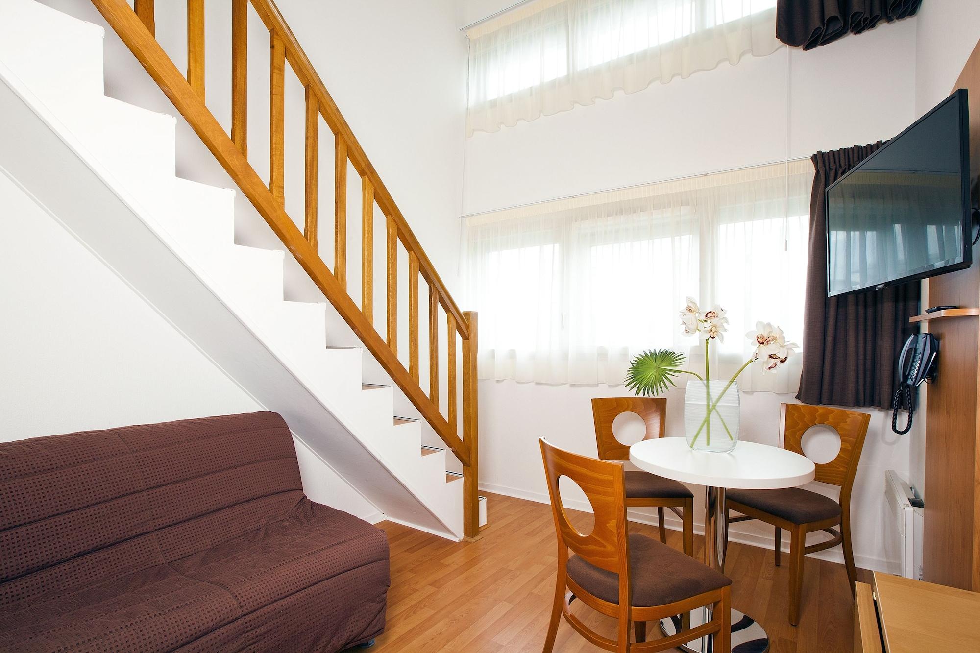 Aparthotel Sejours & Affaires Nantes Ducs De Bretagne Zewnętrze zdjęcie