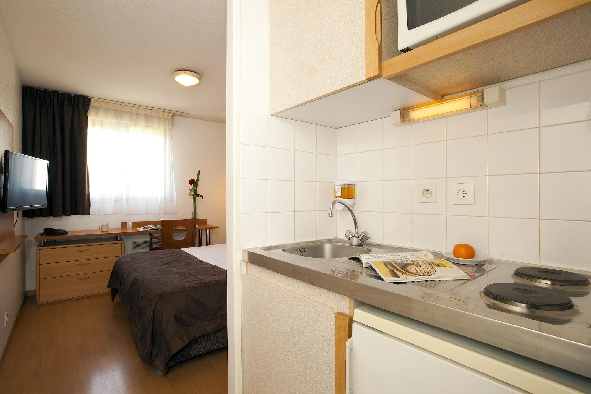 Aparthotel Sejours & Affaires Nantes Ducs De Bretagne Zewnętrze zdjęcie